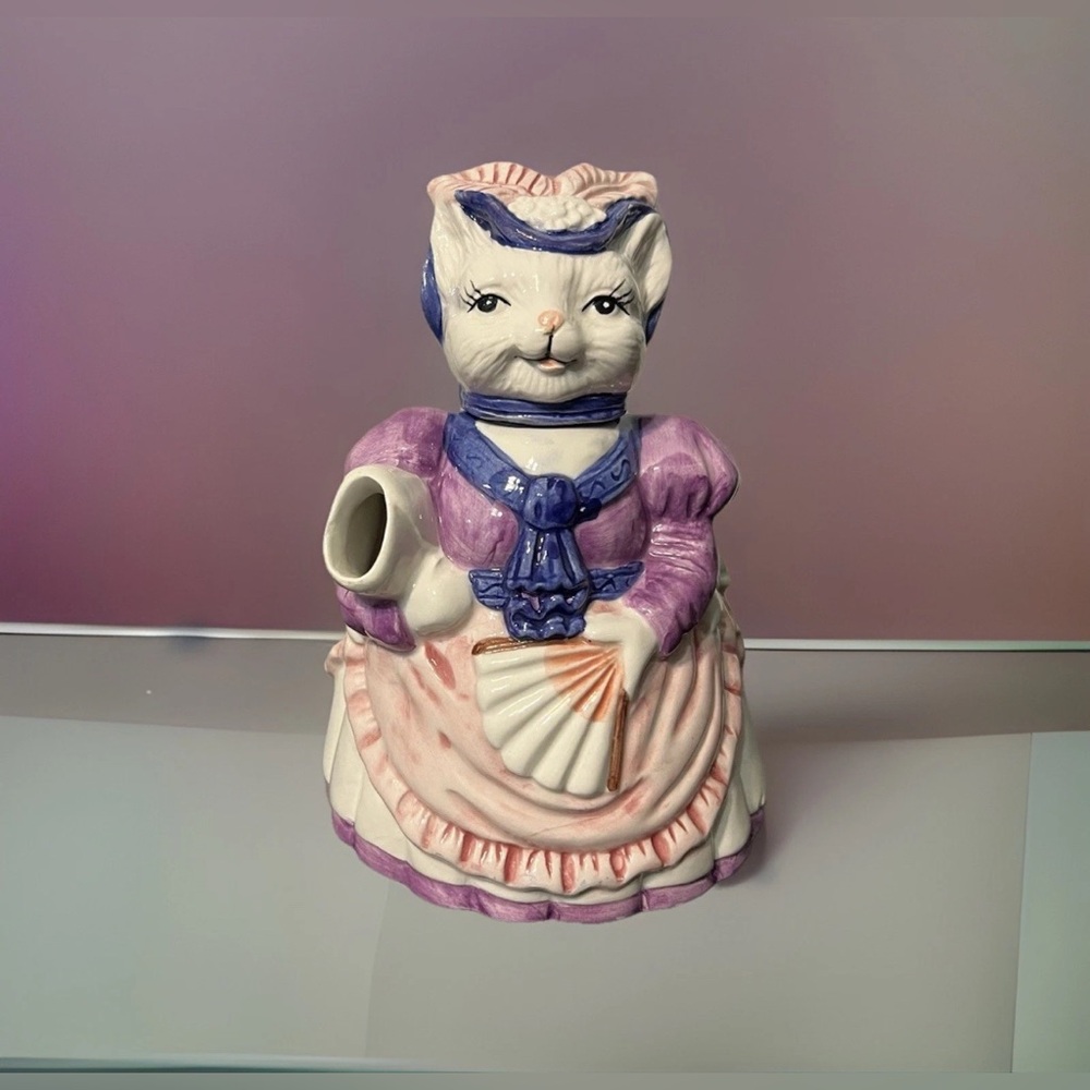 Vtg TeaPot Cat Ceramic Anthropomorphic Pink Purple Victorian Dress 7” Whimsical